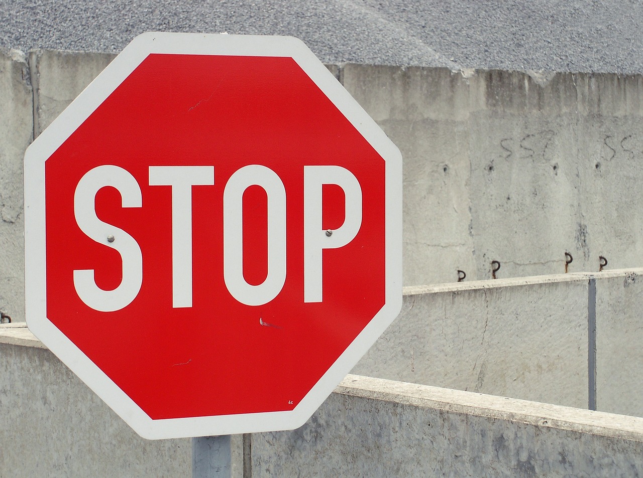 stop, sign, warning-705669.jpg