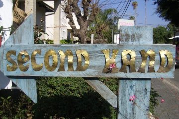 second, hand, sign-20113.jpg